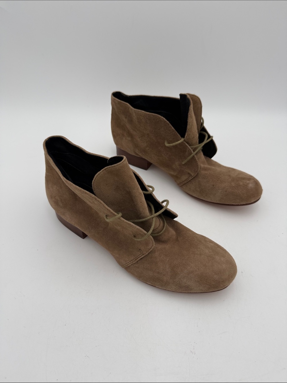 Dolce Vita Taupe Suede Chukka Boots women 9 retro casual office lace up Y2K